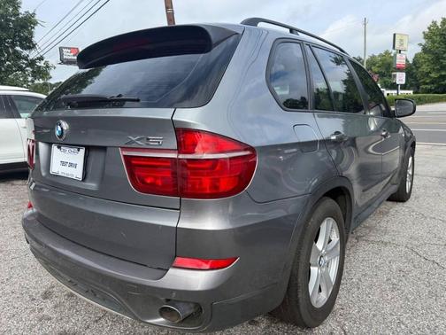 Space Gray Metallic 2013 BMW X5 xDrive 35i Sport Activity