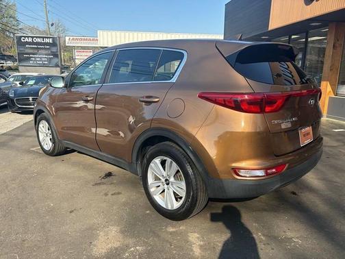 Burnished Copper 2017 Kia Sportage LX