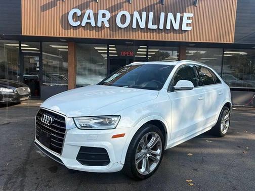 Cortina White 2017 Audi Q3 2.0T Premium Plus