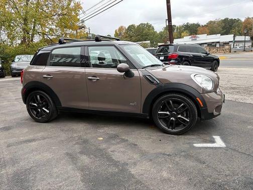 Brown 2012 MINI Cooper S Countryman Base