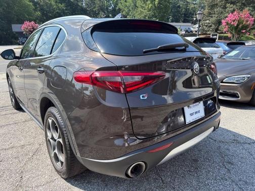 Basalto Brown Metallic 2019 Alfa Romeo Stelvio Ti
