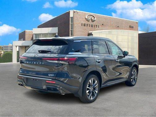 2025 INFINITI QX60 Luxe