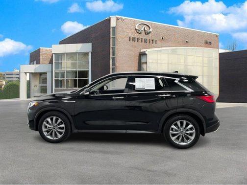 2022 INFINITI QX50 LUXE AWD