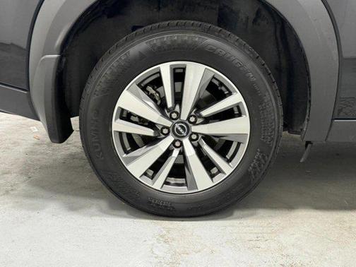 2022 Nissan Pathfinder SL 4WD
