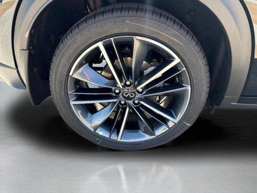 2025 INFINITI QX55 LUXE
