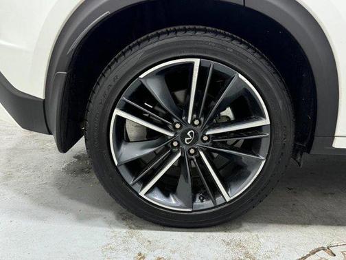 2025 INFINITI QX55 LUXE