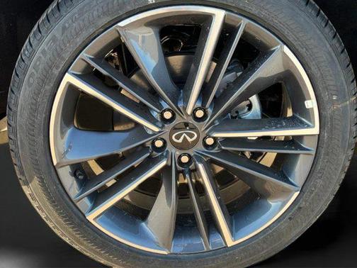 2025 INFINITI QX55 LUXE
