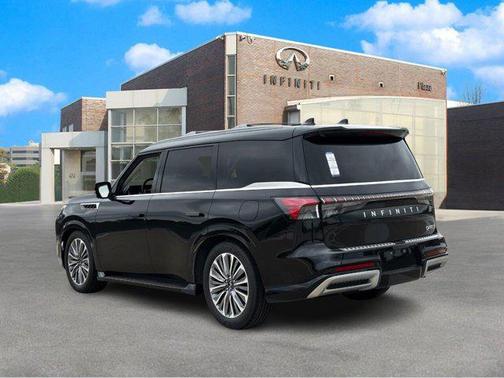 2025 INFINITI QX80 SENSORY AWD