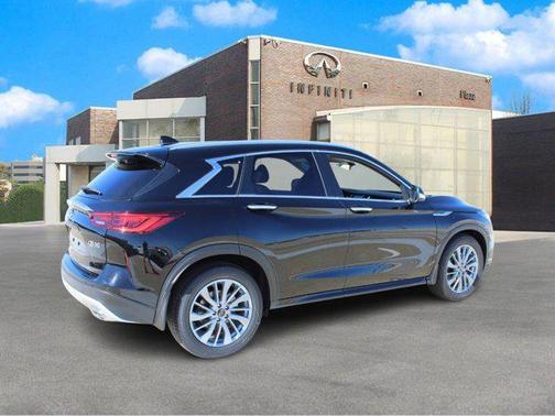 2025 INFINITI QX50 Luxe AWD