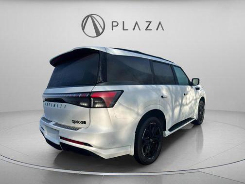 2026 INFINITI QX80 SPORT