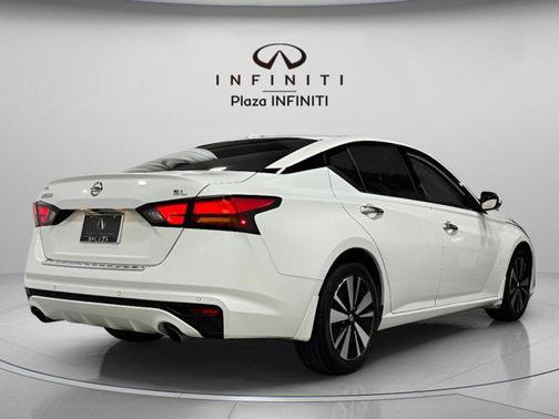 2021 Nissan Altima 2.5 SL