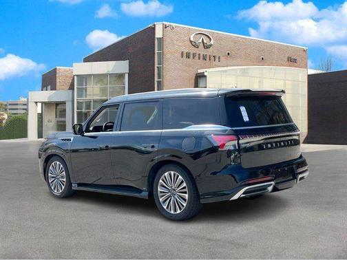 2025 INFINITI QX80 SENSORY AWD