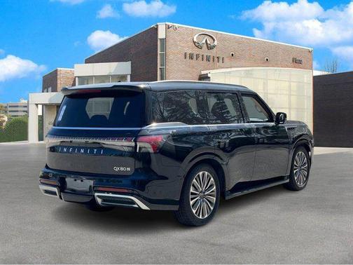 2025 INFINITI QX80 SENSORY AWD