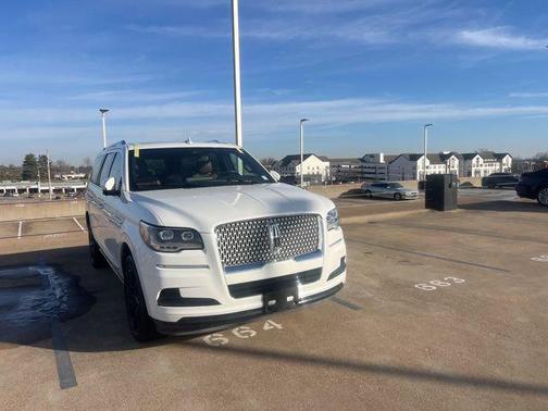 2023 Lincoln Navigator Reserve