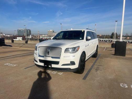 2023 Lincoln Navigator Reserve