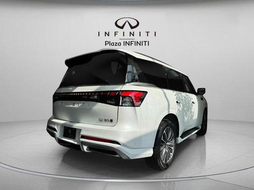 2025 INFINITI QX80 SENSORY AWD