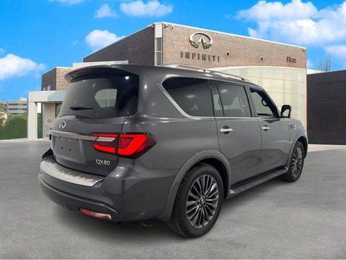 2024 INFINITI QX80 SENSORY AWD