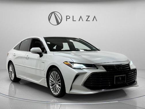 2019 Toyota Avalon Hybrid Limited