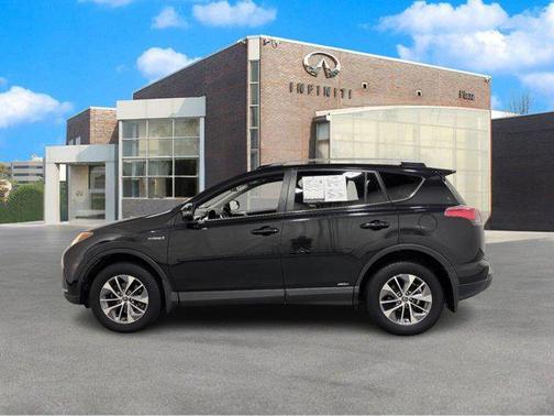 2016 Toyota RAV4 Hybrid XLE