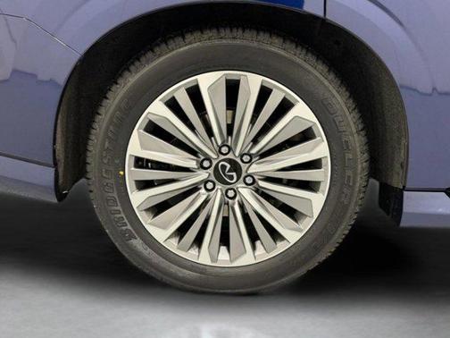 2025 INFINITI QX80 SENSORY AWD