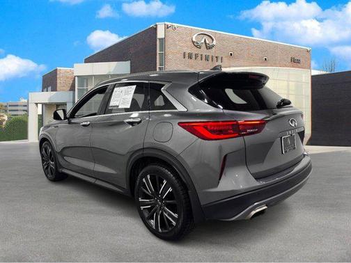 2021 INFINITI QX50 LUXE