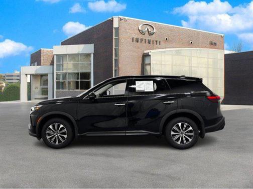 2022 INFINITI QX60 Pure