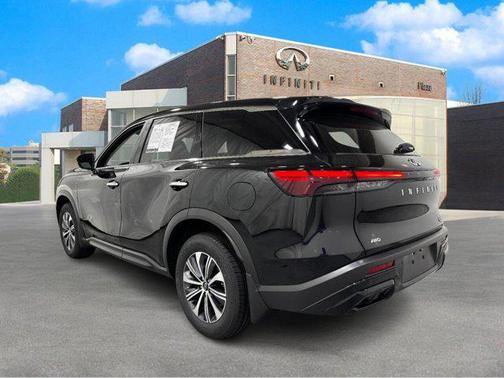 2022 INFINITI QX60 Pure