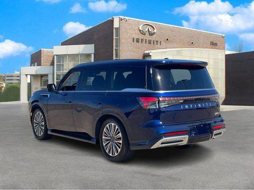 2025 INFINITI QX80 SENSORY AWD