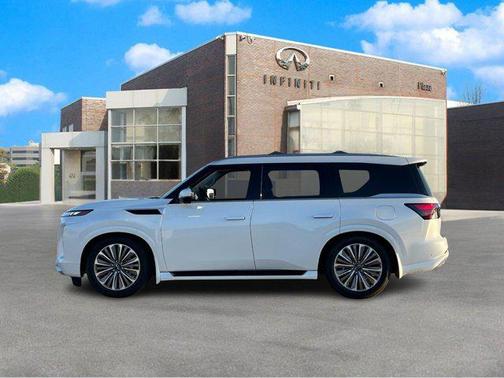 2025 INFINITI QX80 SENSORY AWD
