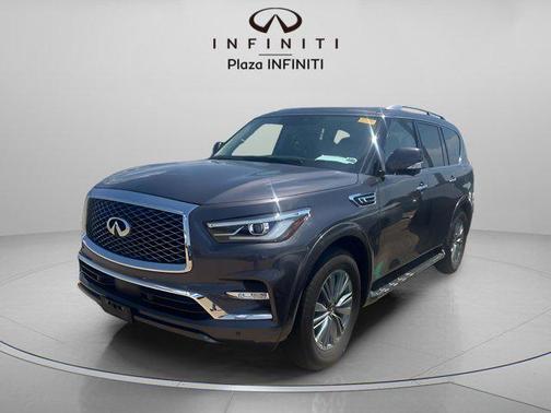 2022 INFINITI QX80 Luxe