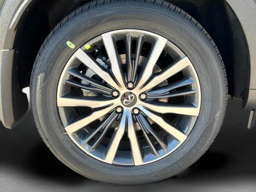 2025 INFINITI QX60 SENSORY