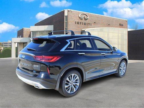 2025 INFINITI QX50 Luxe AWD