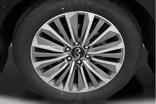 2025 INFINITI QX80 SENSORY AWD