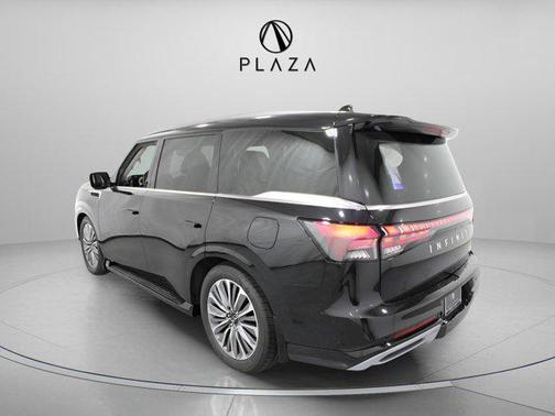 2025 INFINITI QX80 SENSORY AWD