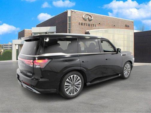 2025 INFINITI QX80 SENSORY AWD