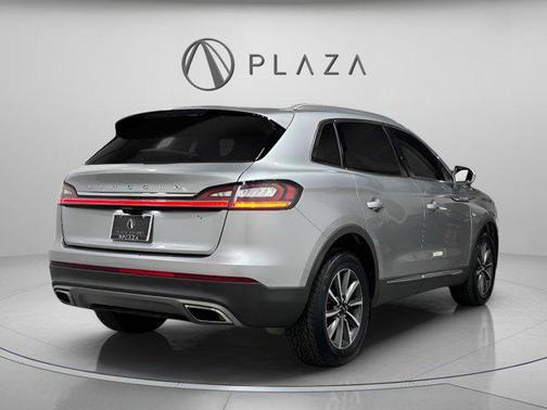 2022 Lincoln Nautilus Standard