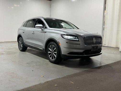 2022 Lincoln Nautilus Standard