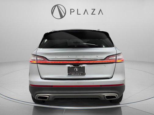 2022 Lincoln Nautilus Standard