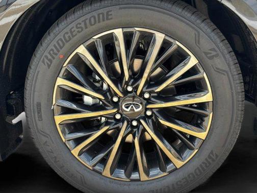 2025 INFINITI QX80 AUTOGRAPH AWD