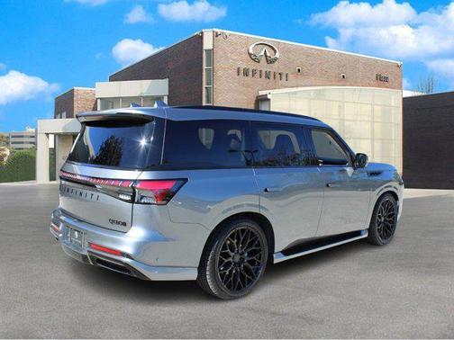 2025 INFINITI QX80 SENSORY AWD