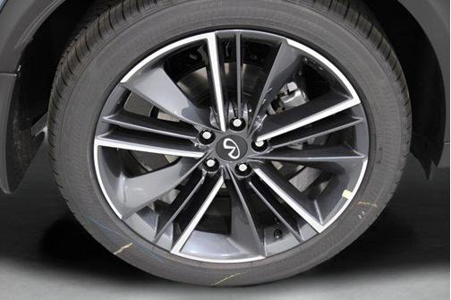 2025 INFINITI QX55 ESSENTIAL