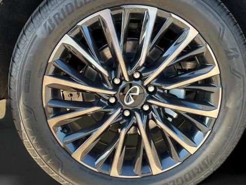 2025 INFINITI QX80 AUTOGRAPH AWD