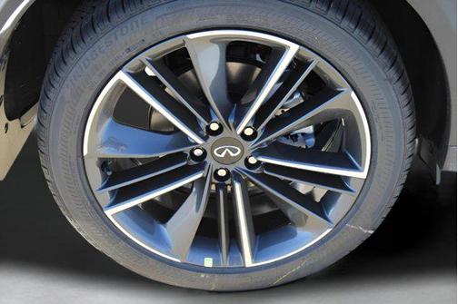 2025 INFINITI QX55 LUXE