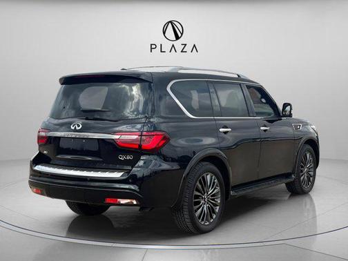 2024 INFINITI QX80 SENSORY AWD