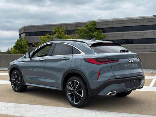 2025 INFINITI QX55 ESSENTIAL