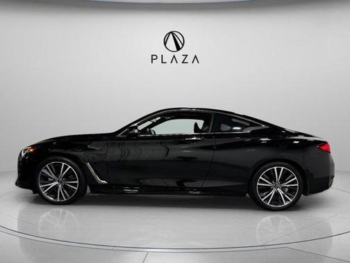 2022 INFINITI Q60 LUXE AWD