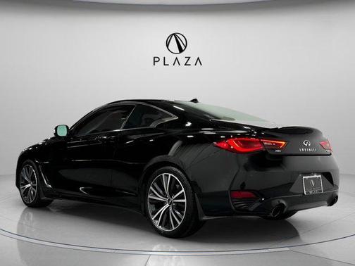 2022 INFINITI Q60 LUXE AWD