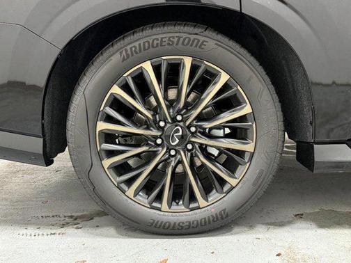 2025 INFINITI QX80 AUTOGRAPH AWD