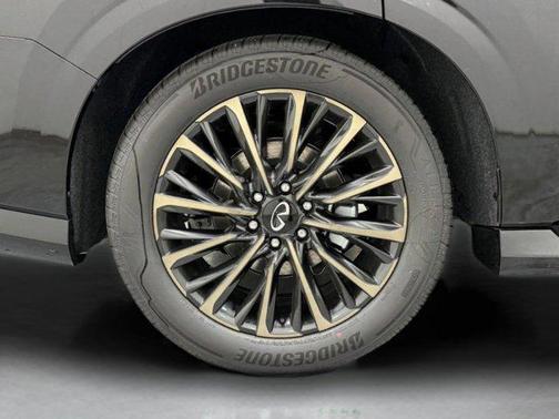 2025 INFINITI QX80 AUTOGRAPH AWD