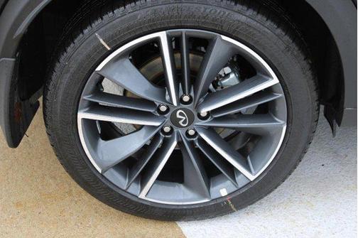 2025 INFINITI QX55 LUXE
